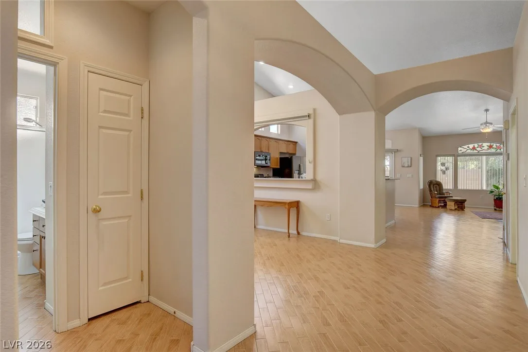 5090 Shadow River Street — photo 3