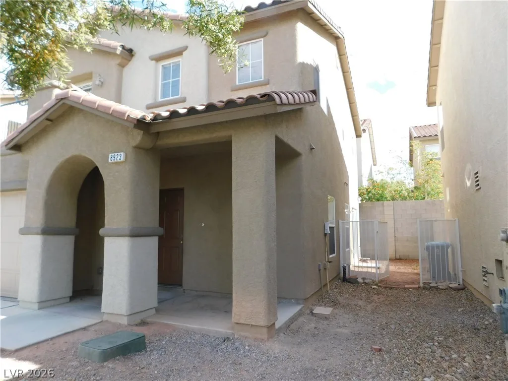8923 PROUD STATUE Avenue — photo 2