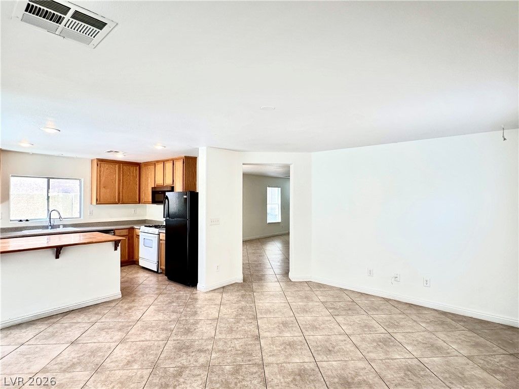 11588 Vesuvio Court — photo 4