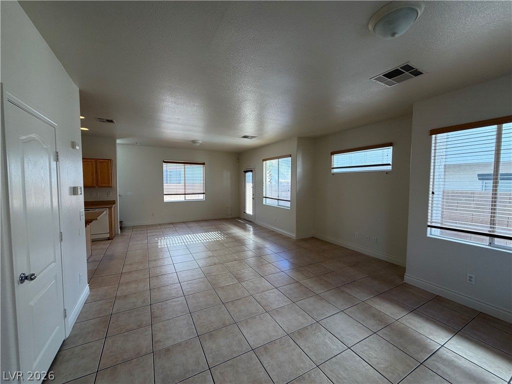 3762 Corpolo Avenue — photo 2