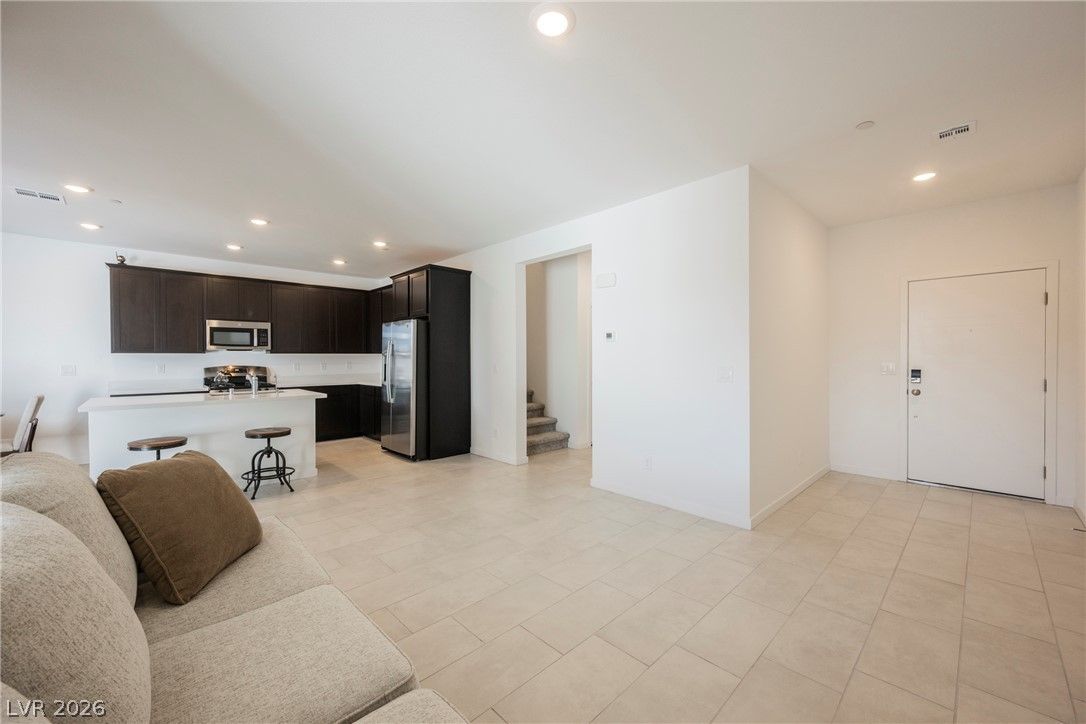 1048 Gabriela Ridge Lane — photo 3 of 31