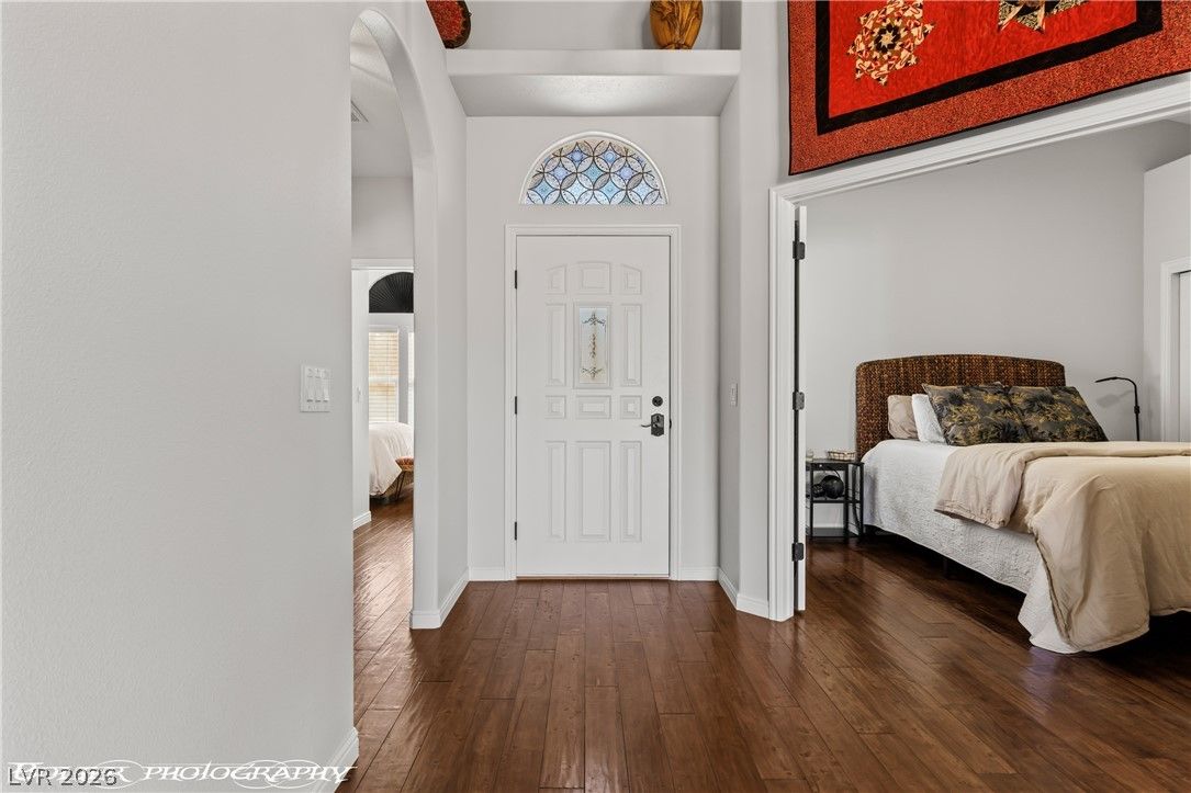 563 Fairways Drive — photo 5