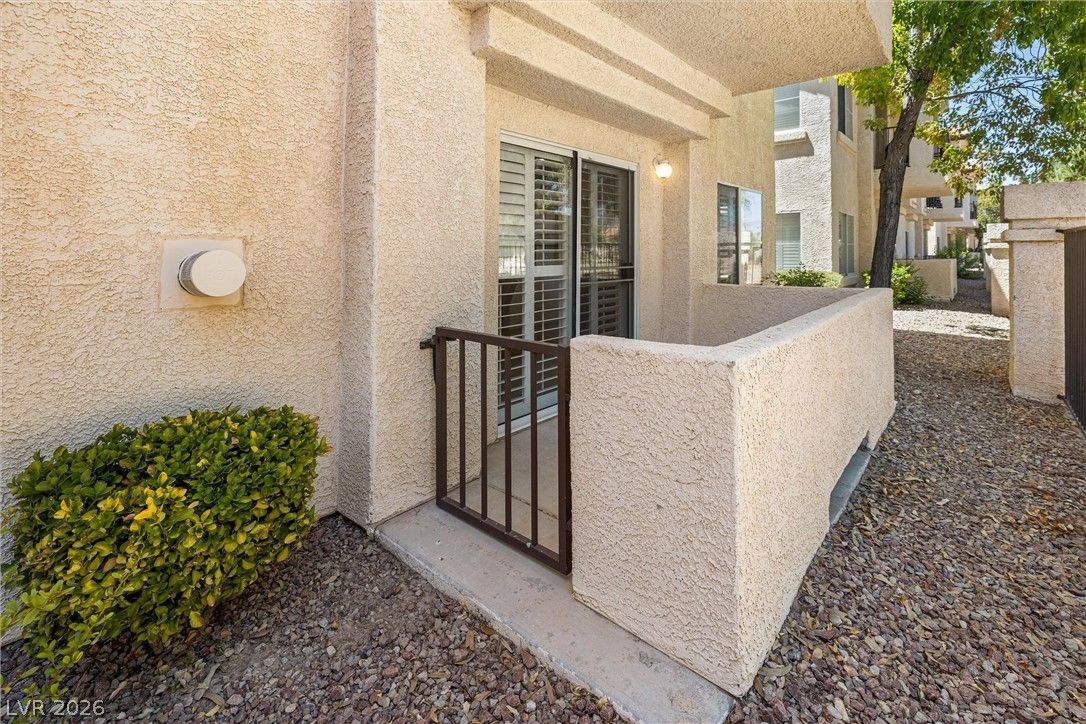 4910 Black Bear Road 101 — photo 4