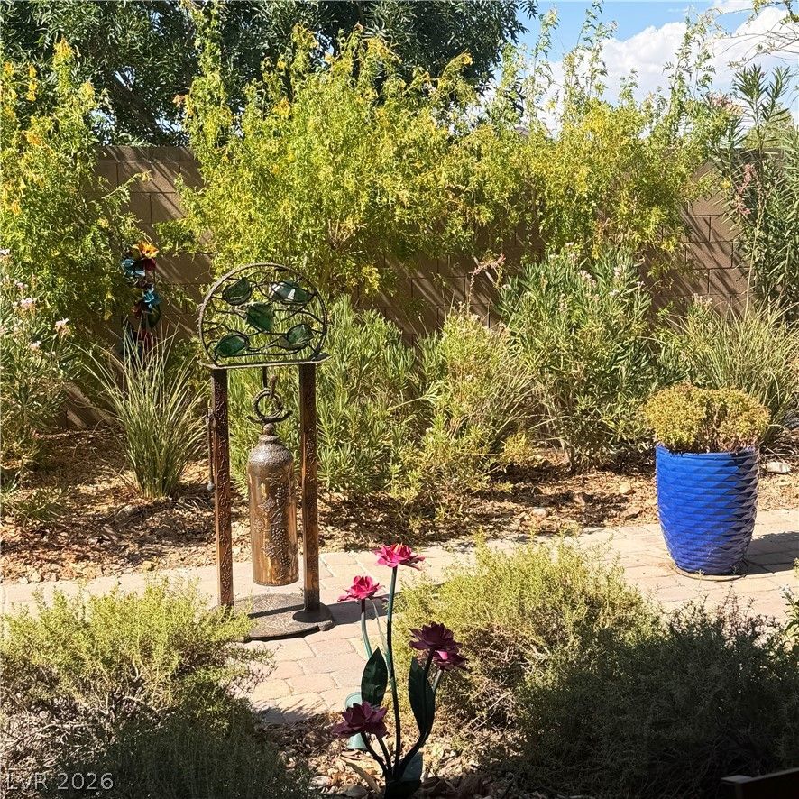 72 Newton Ridge Way — photo 2