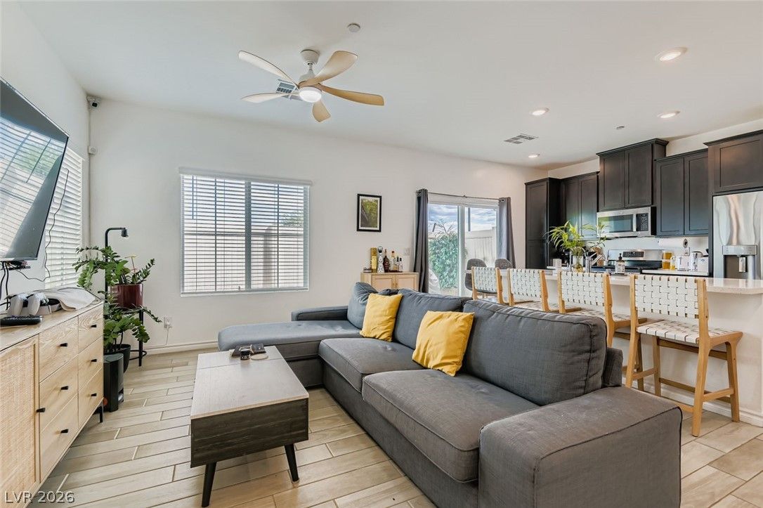 3717 Canis Minor Drive 11101 — photo 4 of 8