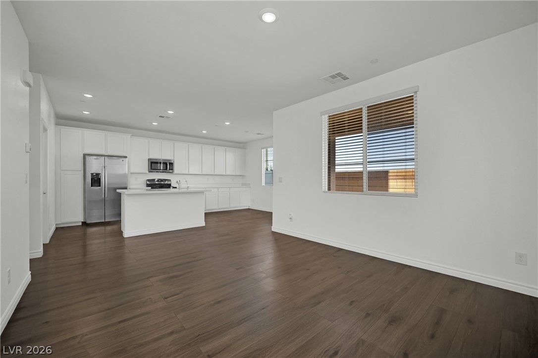 3284 Viola Hills Avenue — photo 5