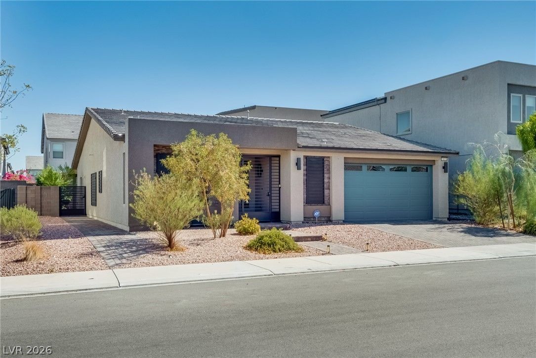 7177 West Camero Avenue — photo 3