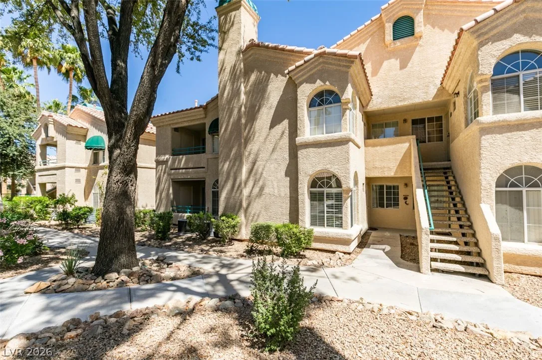 2251 Wigwam Parkway 1016 — photo 2