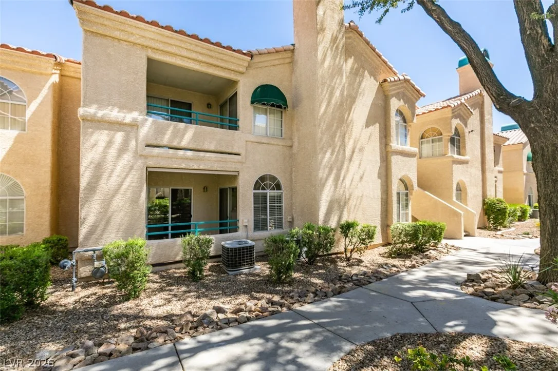 2251 Wigwam Parkway 1016 — photo 3