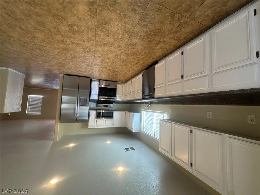 4032 Coburn Street — photo 4