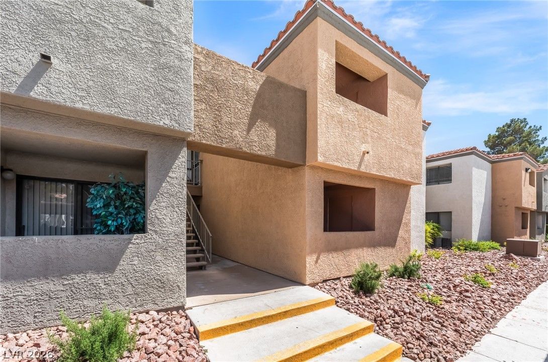 3151 Soaring Gulls Drive 1166 — photo 4 of 45