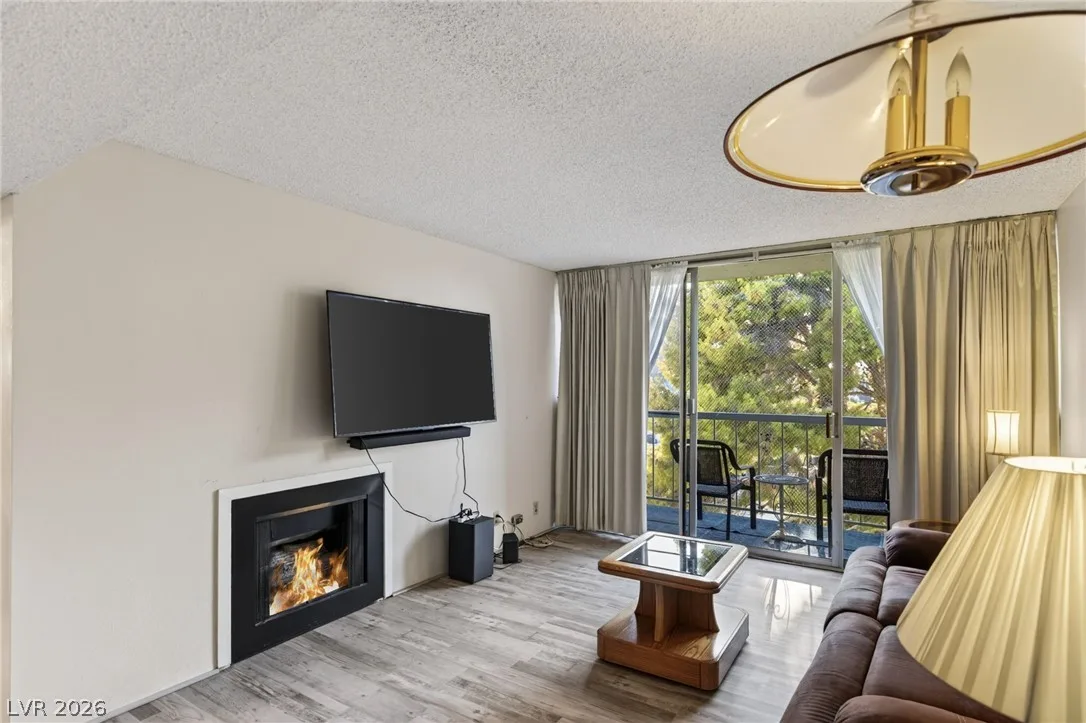 750 Royal Crest Circle 354 — photo 3