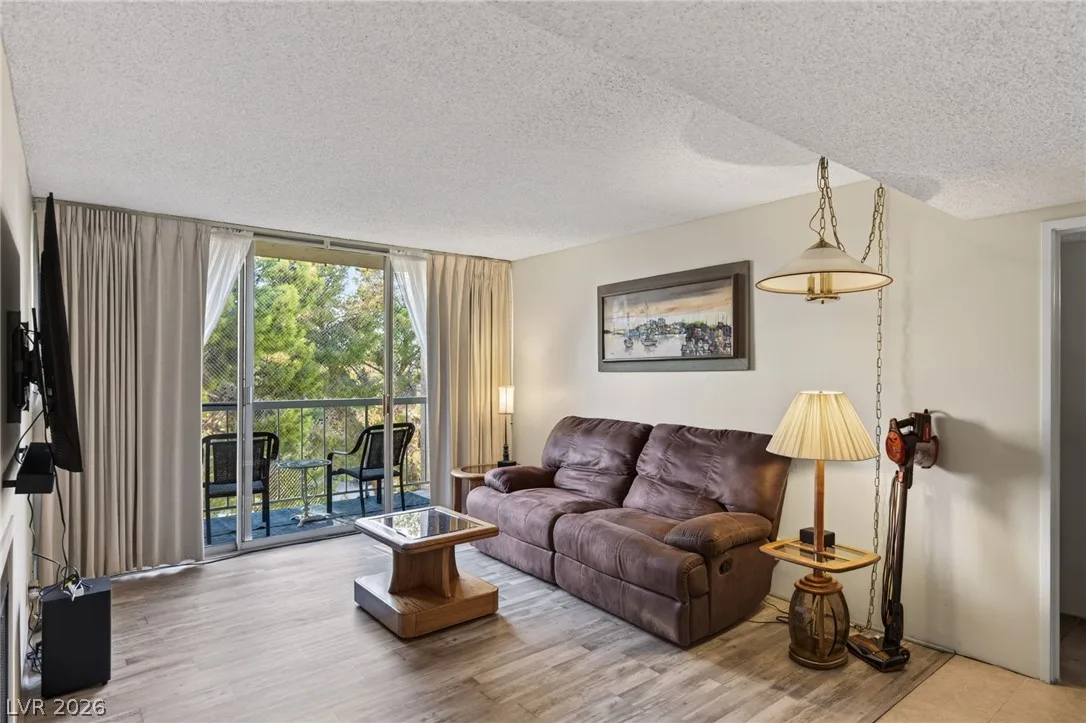 750 Royal Crest Circle 354 — photo 4
