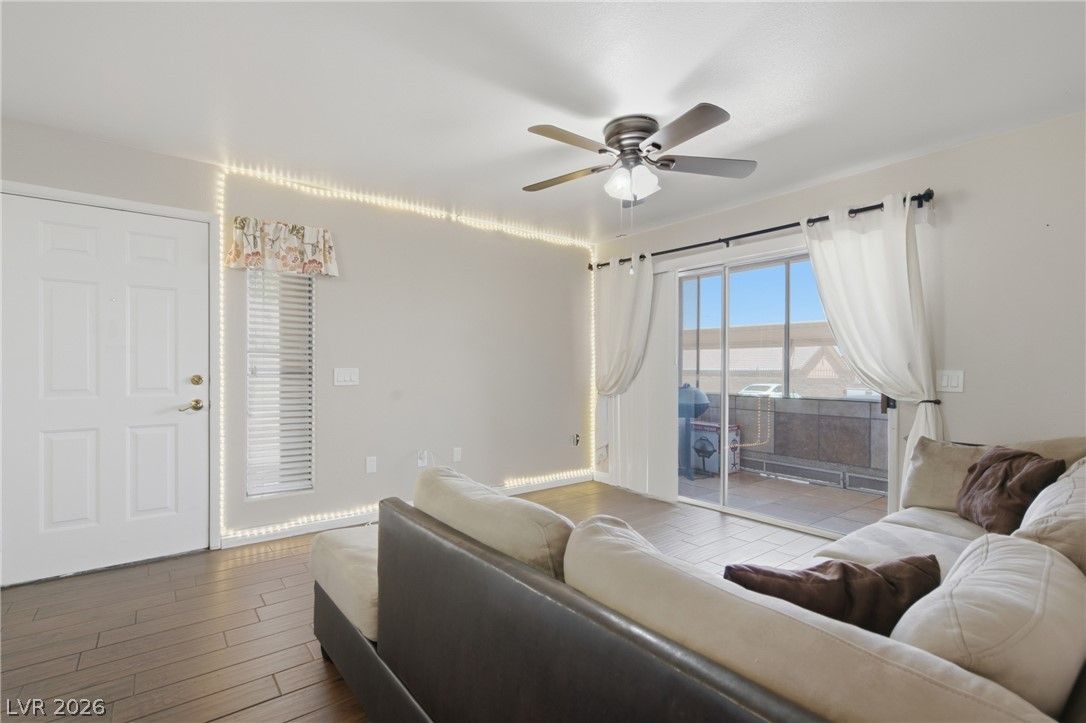 5710 East Tropicana Avenue 1053 — photo 4