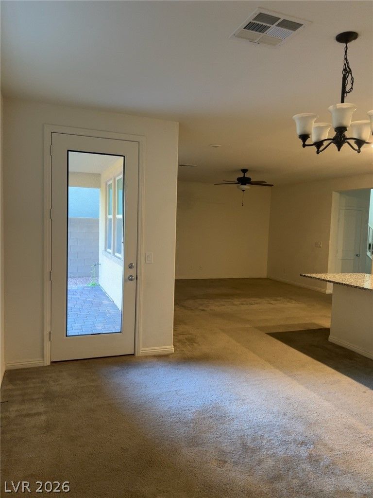 910 Cherry Glen Place — photo 5