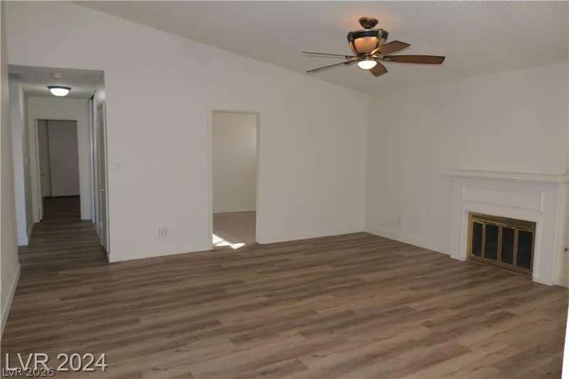 3335 Racquet Street — photo 2