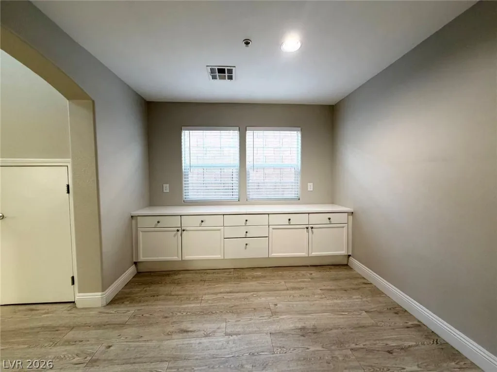 9169 Conquest Court — photo 5
