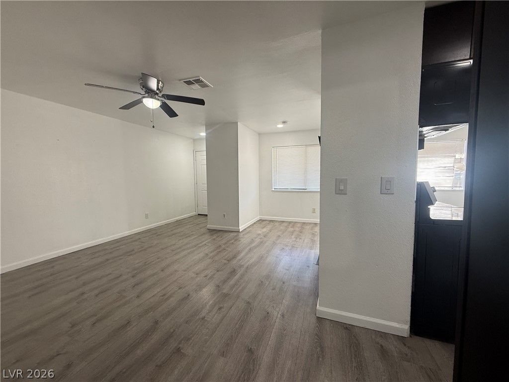 6208 Ilanos Lane Lane B — photo 4