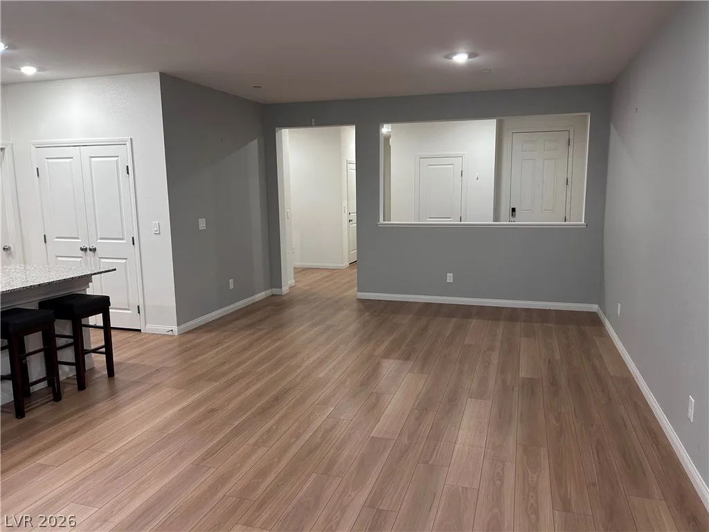 10855 Gentle Crest Avenue — photo 3