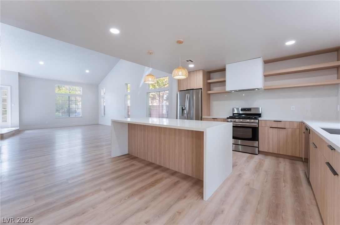 2100 Desert Peak Road — photo 1