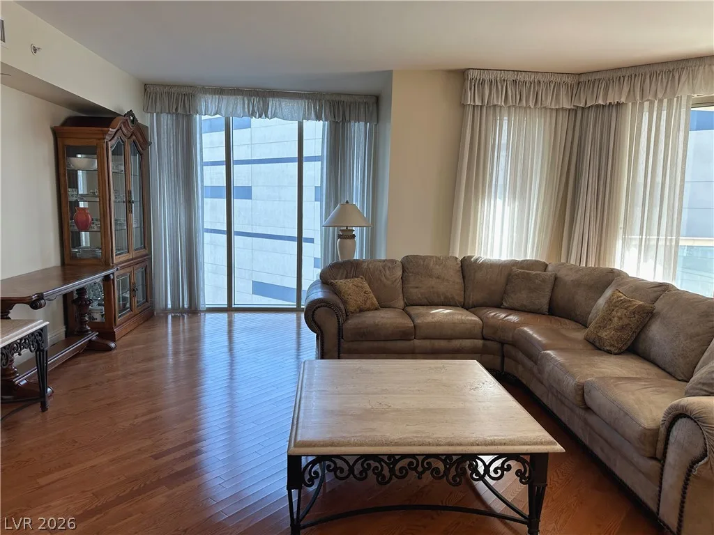 2747 Paradise Road 1706 — photo 5