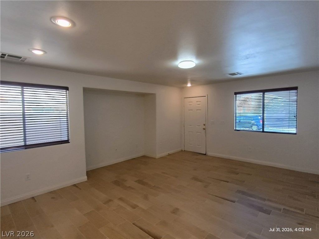 5846 ABBEY ROSE Court — photo 2