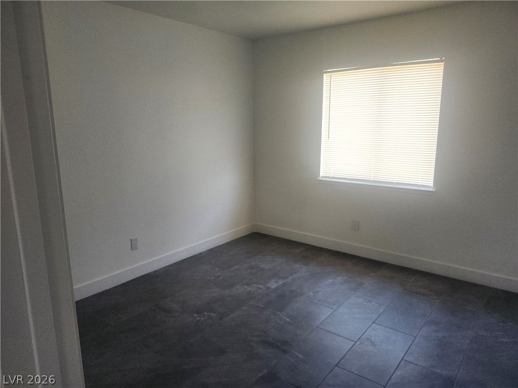 3437 East Cheyenne Avenue C — photo 5 of 6