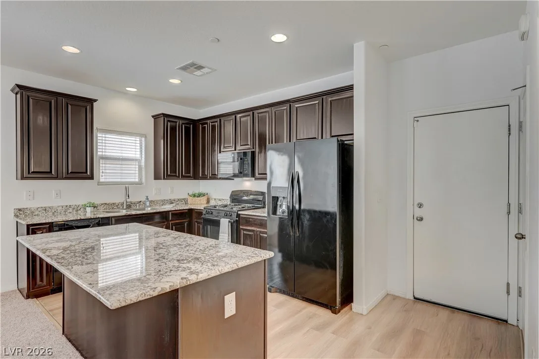 7760 Petite Pillar Court — photo 5