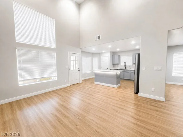 573 ASPEN LEAF Street None — photo 3