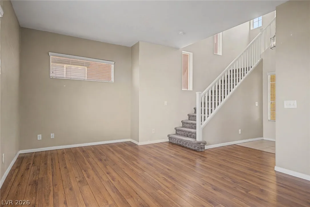 10750 AVENZANO Street — photo 4