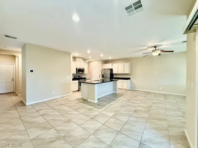 8443 Blacktip Avenue — photo 4