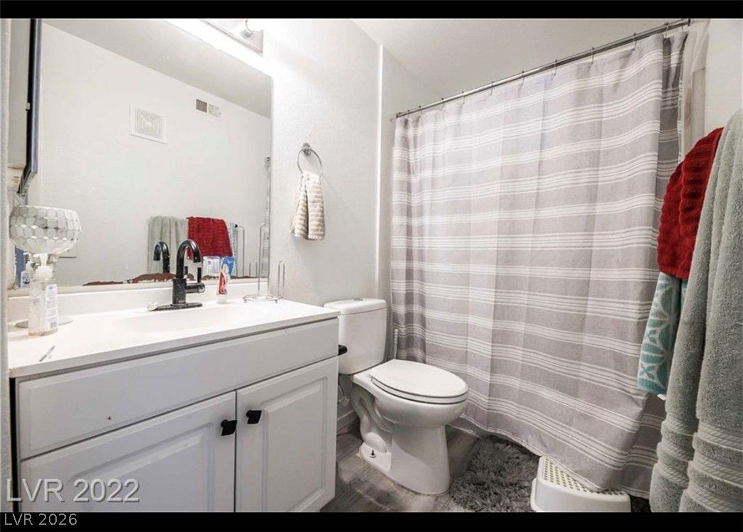 3155 Casey Drive 202 — photo 5 of 8