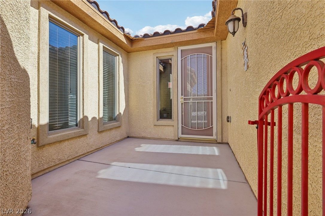 3736 Jasmine Heights Avenue — photo 3