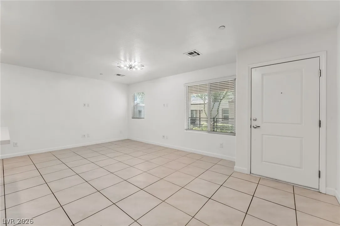 3621 Hestia Avenue — photo 4