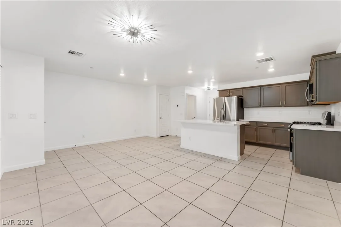 3621 Hestia Avenue — photo 5