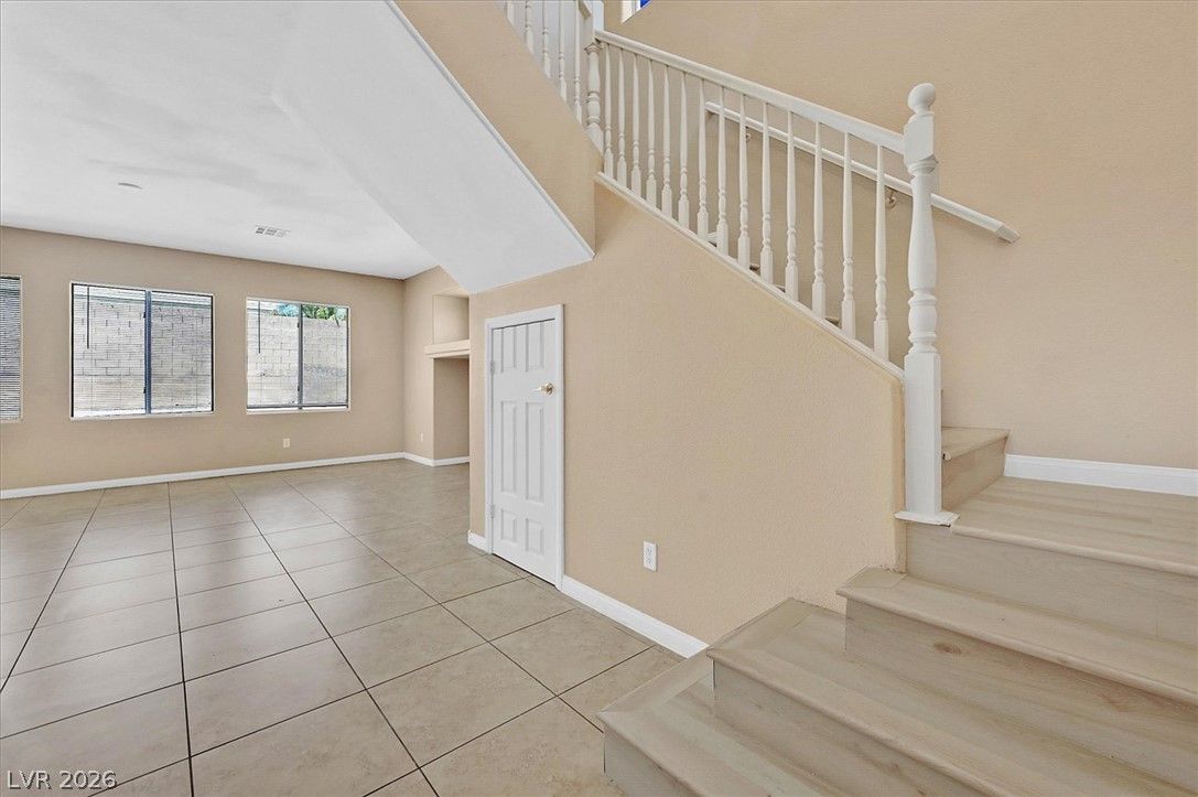 208 Tainted Berry Avenue — photo 2 of 25
