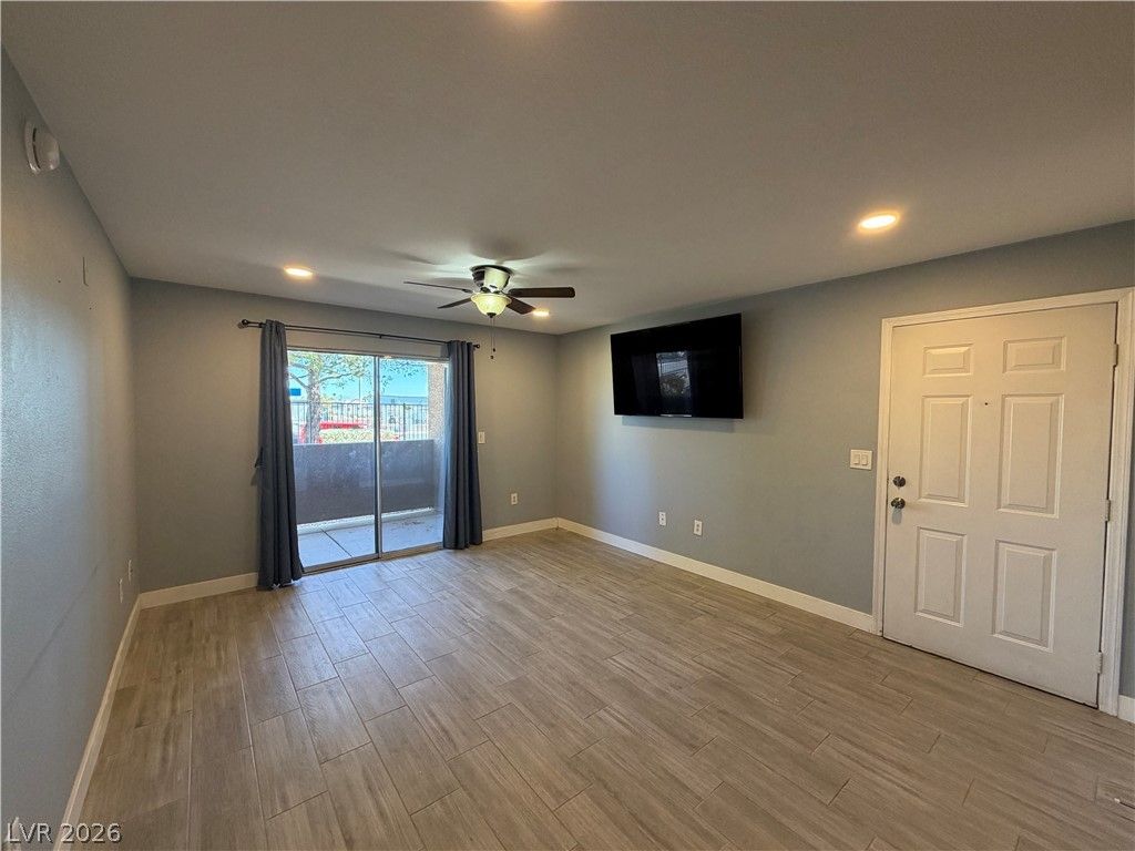 555 East Silverado Ranch Boulevard 1020 — photo 2 of 35