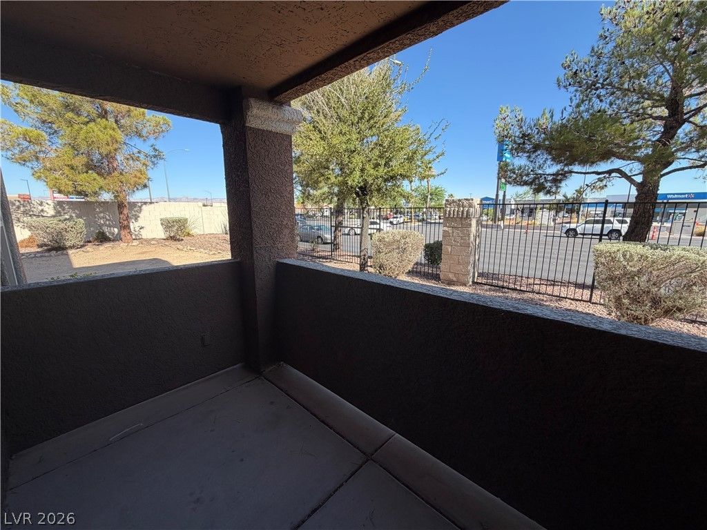 555 East Silverado Ranch Boulevard 1020 — photo 3 of 35