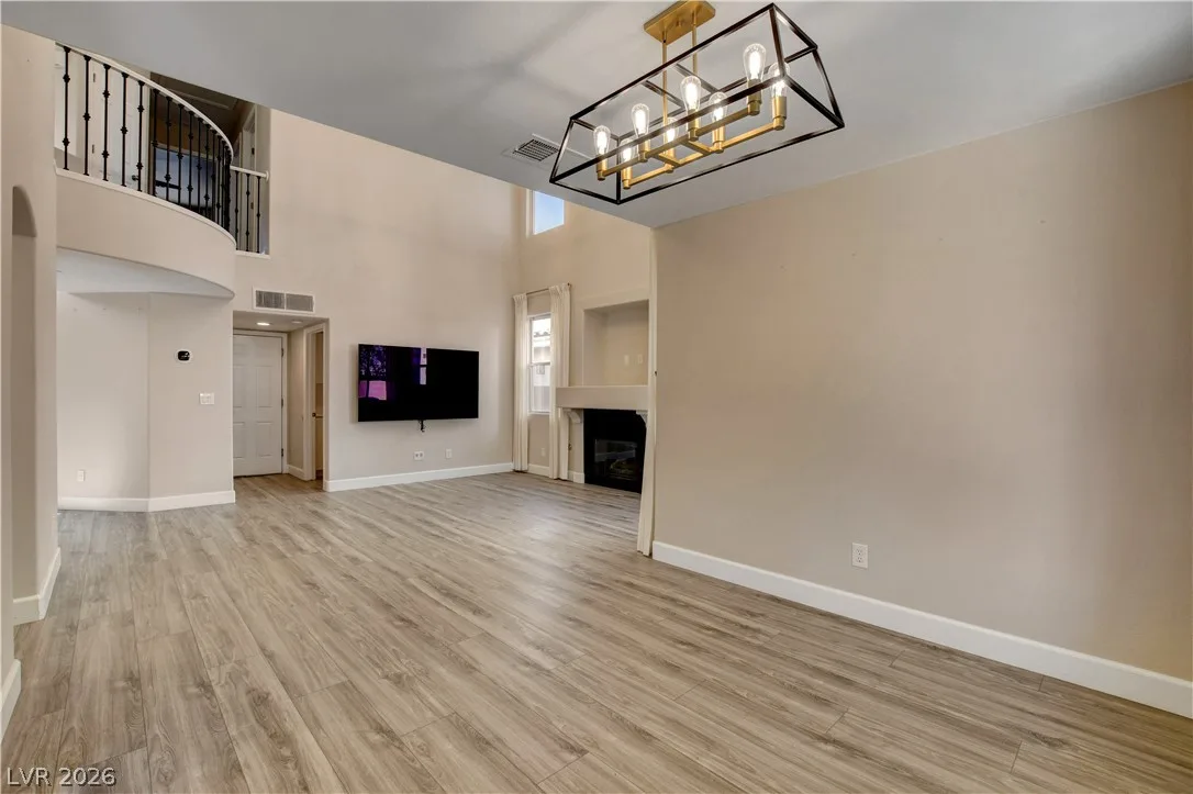8308 Raphael Court — photo 4