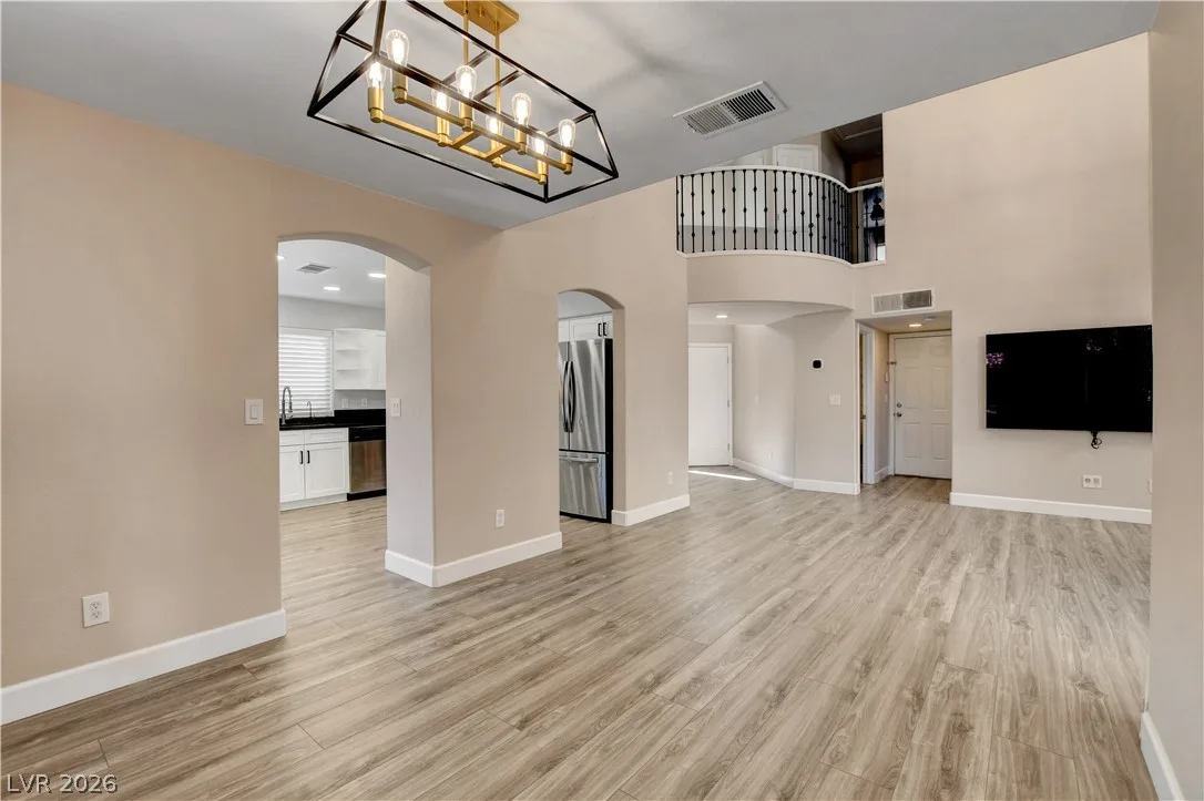 8308 Raphael Court — photo 5