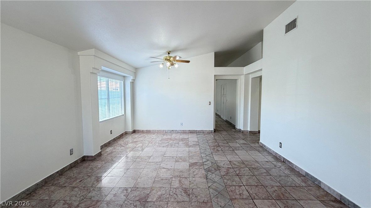 4371 Silver Bay Street — photo 4 of 16