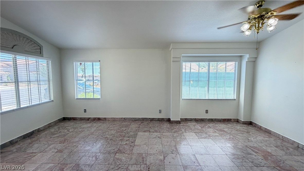 4371 Silver Bay Street — photo 5 of 16