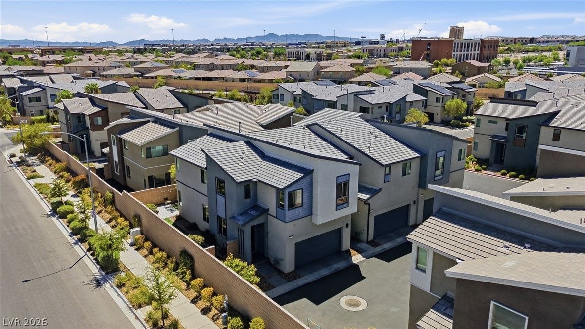 9254 Desert Pearl Avenue — photo 3 of 48