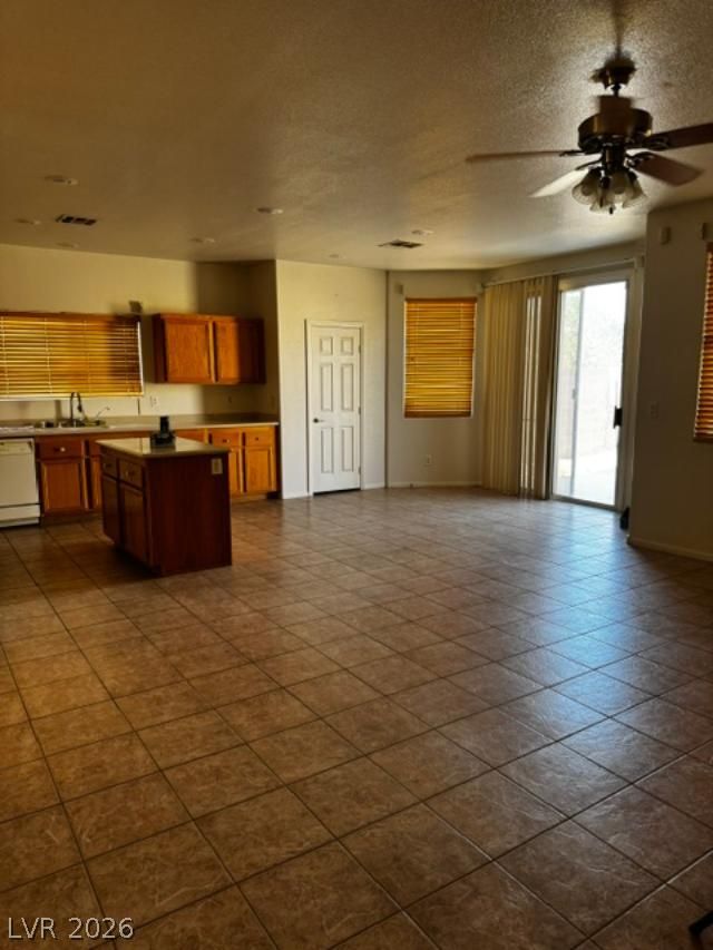 4132 Greenbridge St — photo 5 of 9
