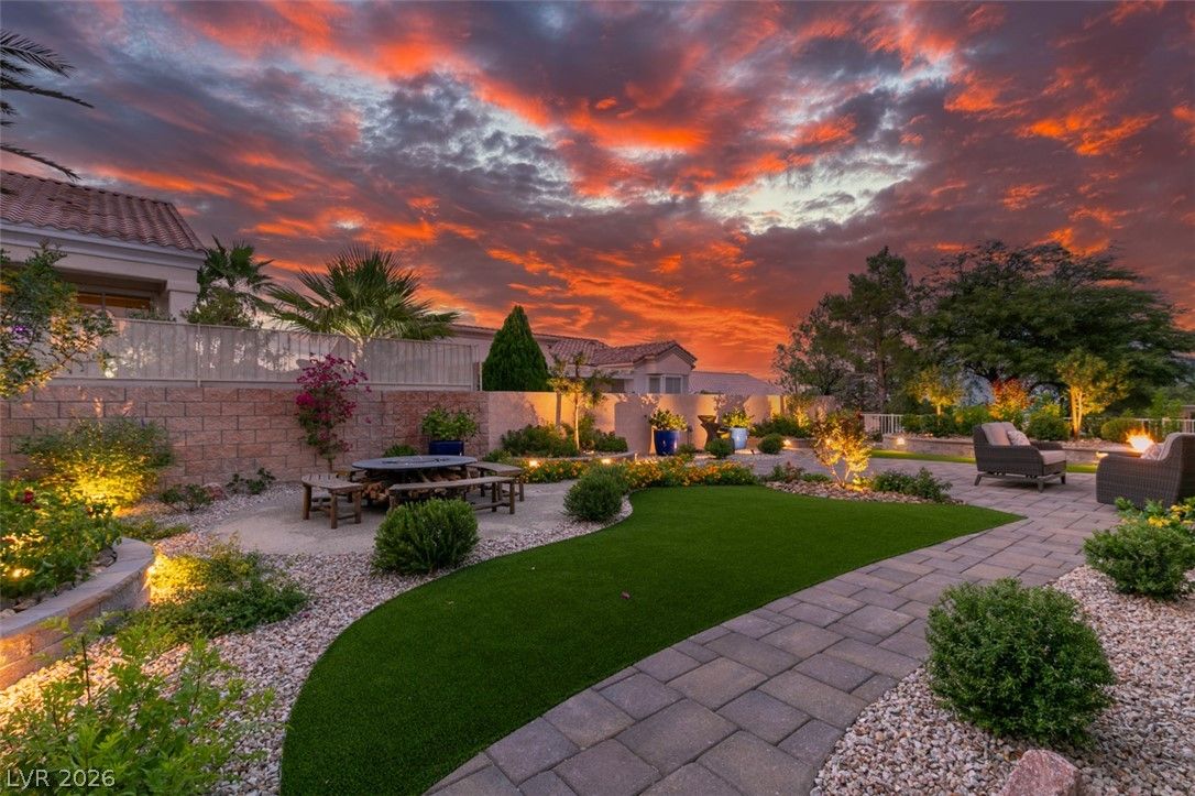 10800 Heritage Hills Drive — photo 2