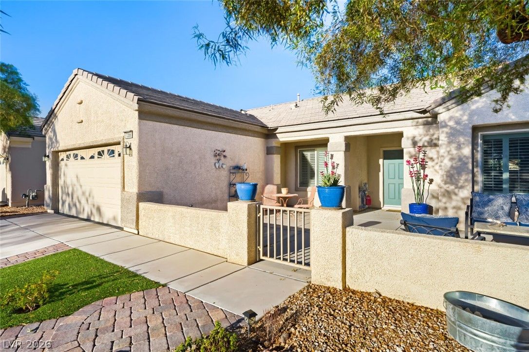 7356 Petrel Street — photo 2