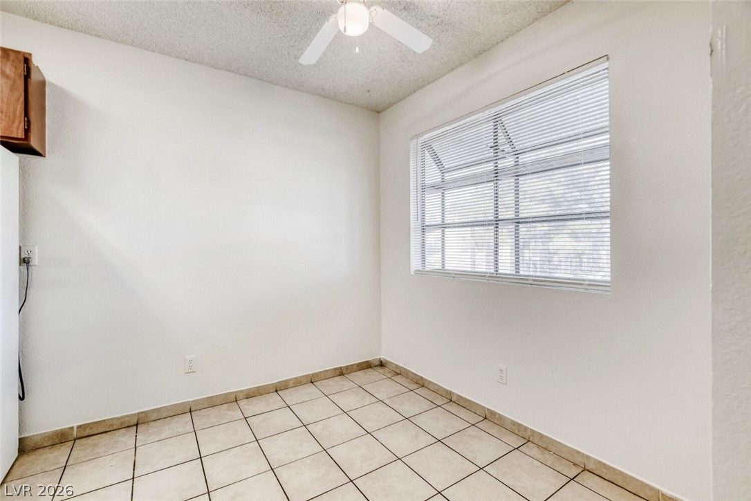 4651 Amberleigh Lane C — photo 4