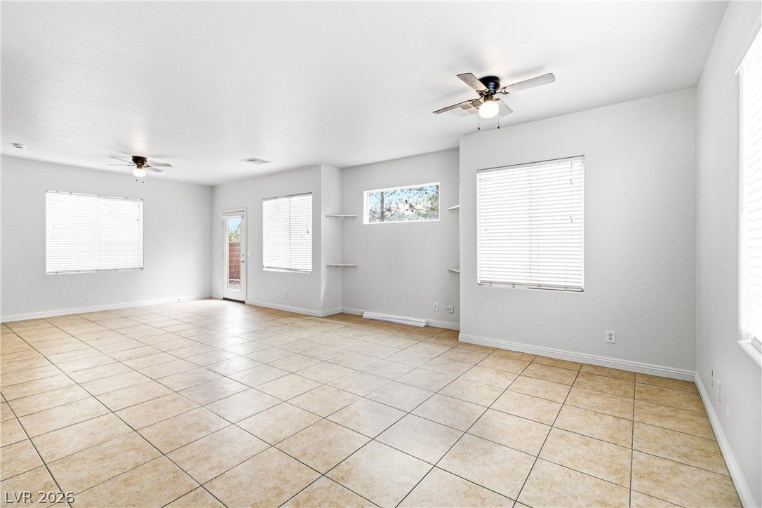 10630 Lessona Street — photo 3