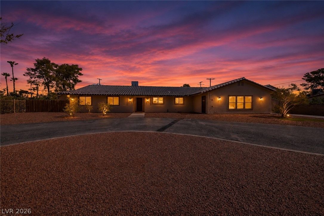 2258 Bridlewood Drive — photo 1