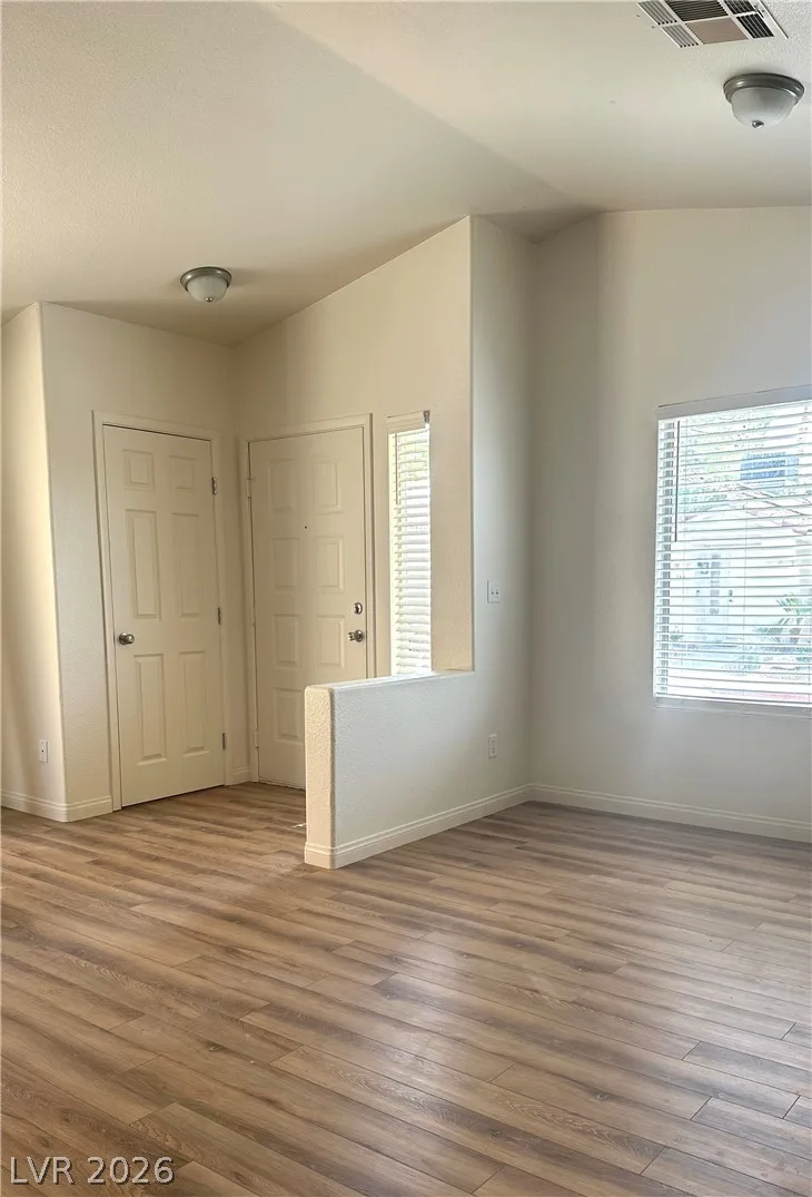 183 Caswell Court — photo 2